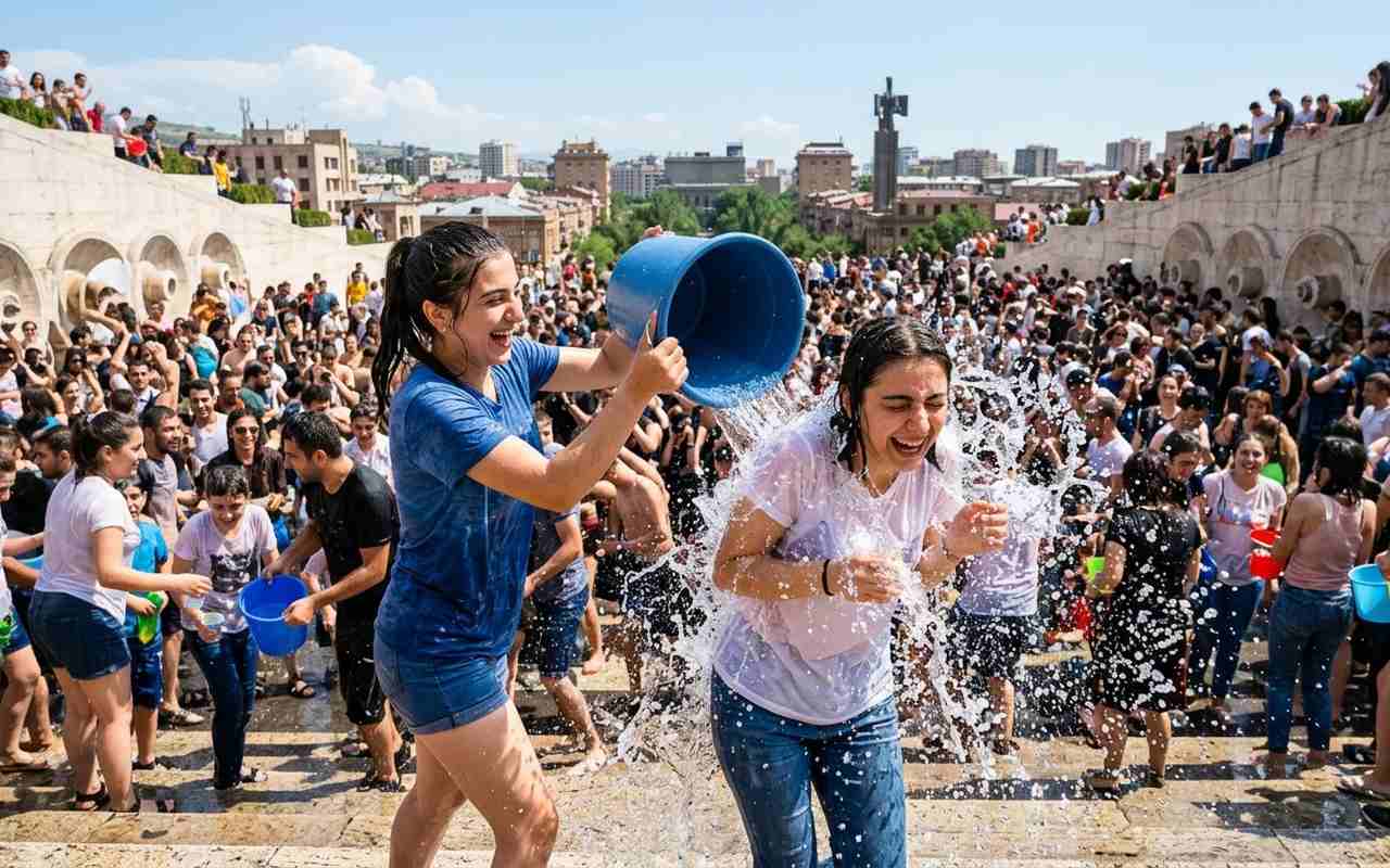آب‌بازی جشن وارداوار در خیابان‌های ایروان