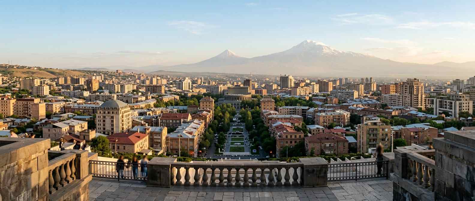 گالری پله‌برقی داخل کاسکاد ایروان همراه با آثار هنری مجموعه کافسجیان